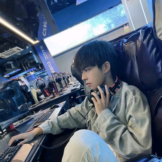 抖音小楠