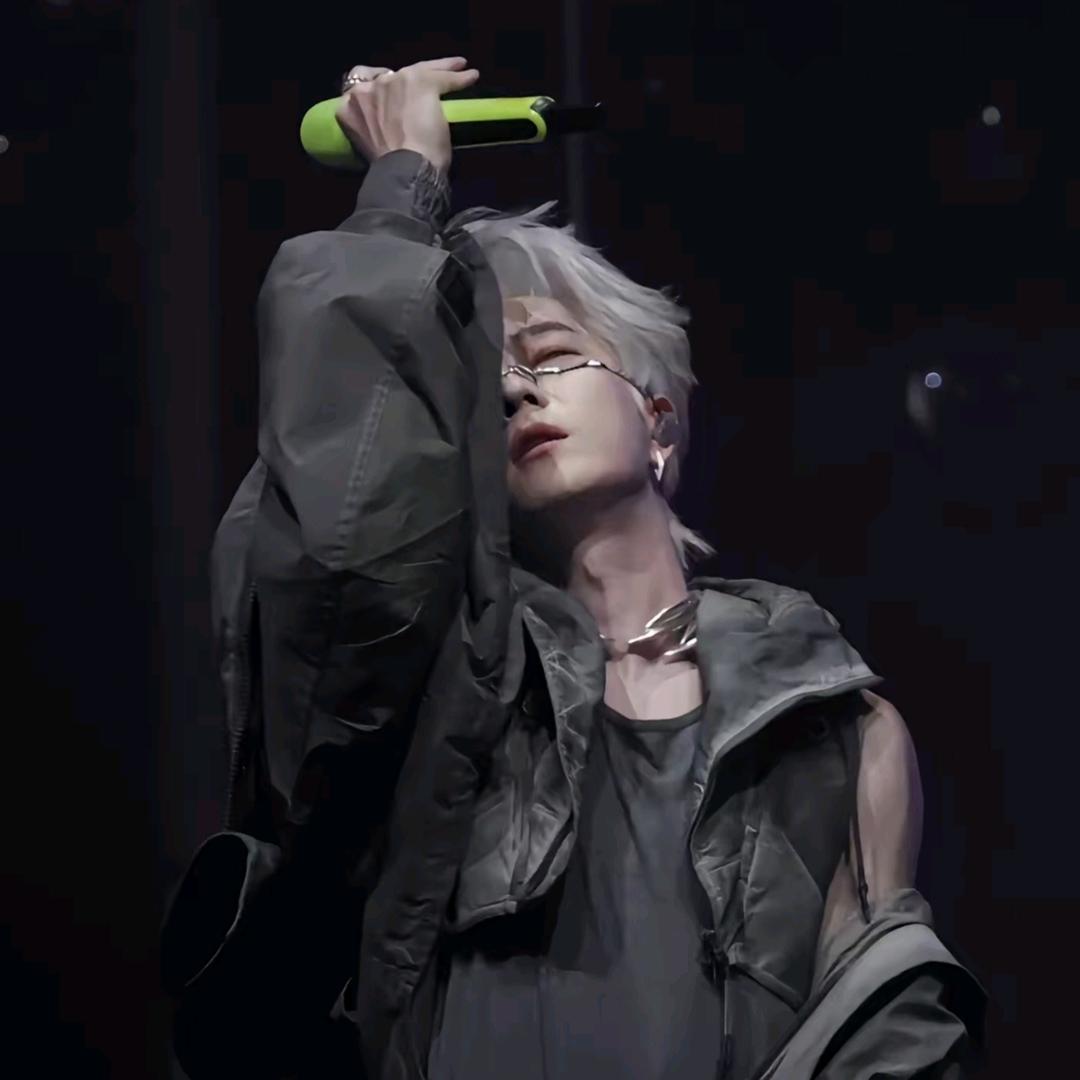 Miraitowa༈ᗦ↞︎◃︎