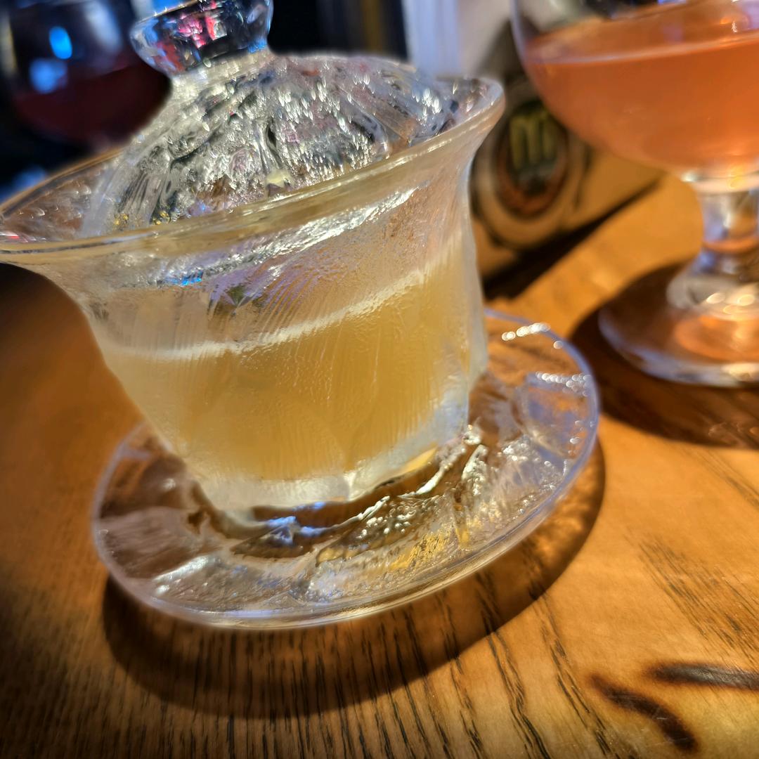 我是一只鱼～～