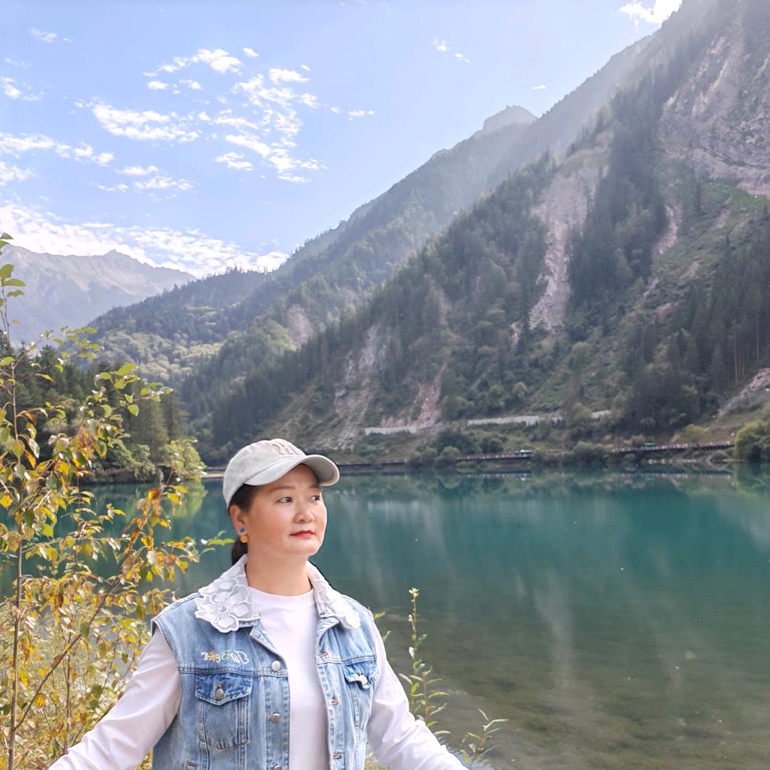 平淡生活中的卢微