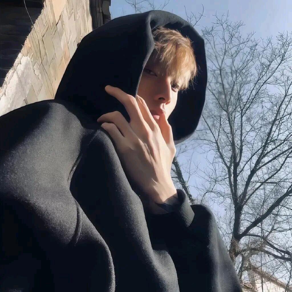 ♛♞