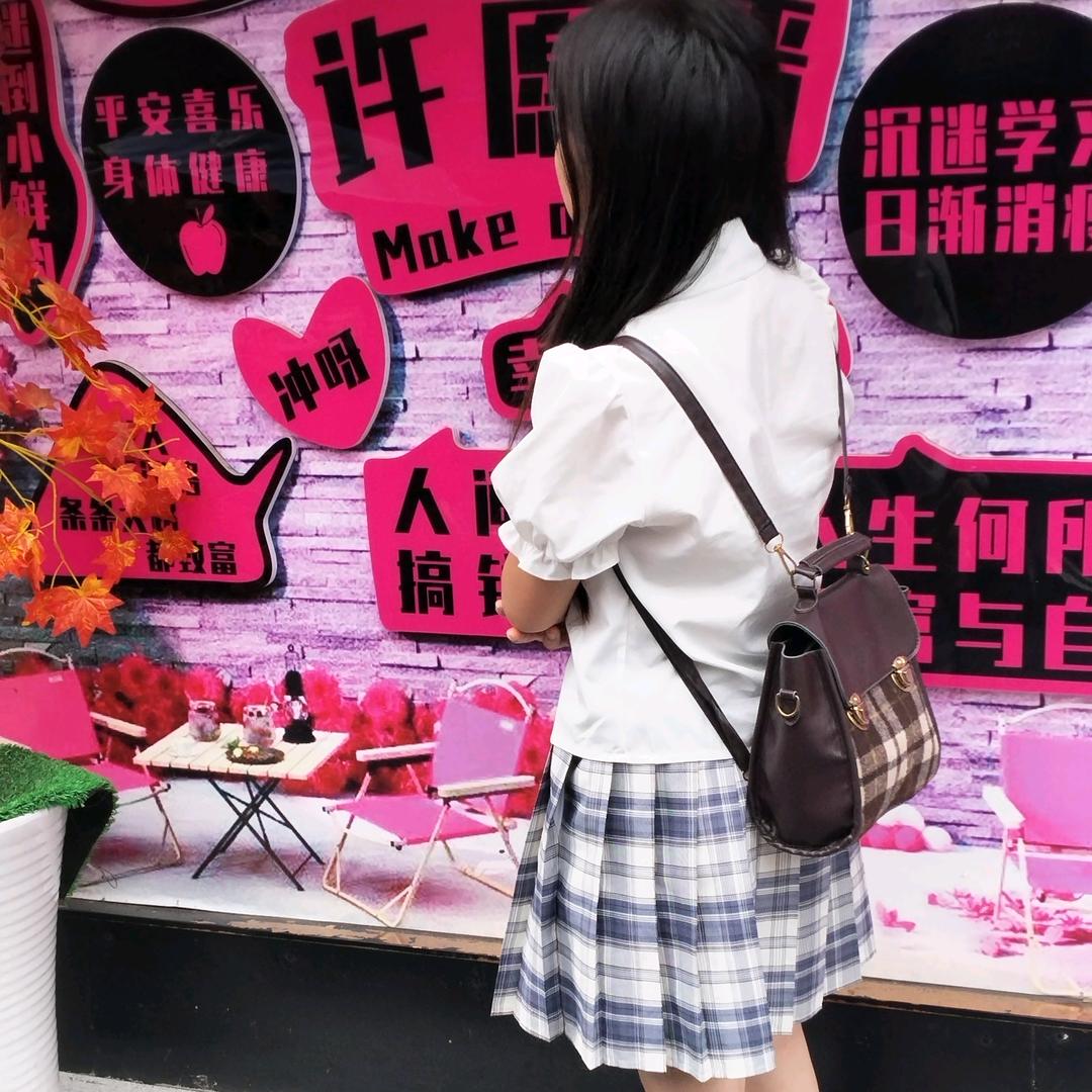 灰灰（承蒙❤️厚爱）