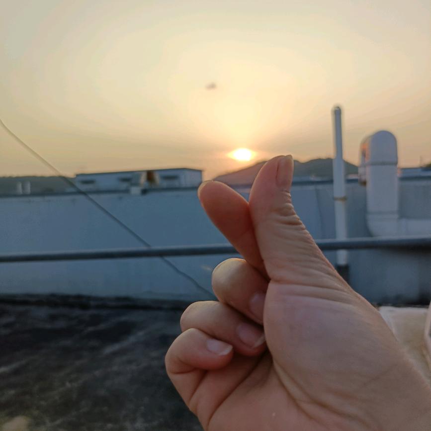 ঞ᭄笑ഒᩚ看࿐风☁️꧔