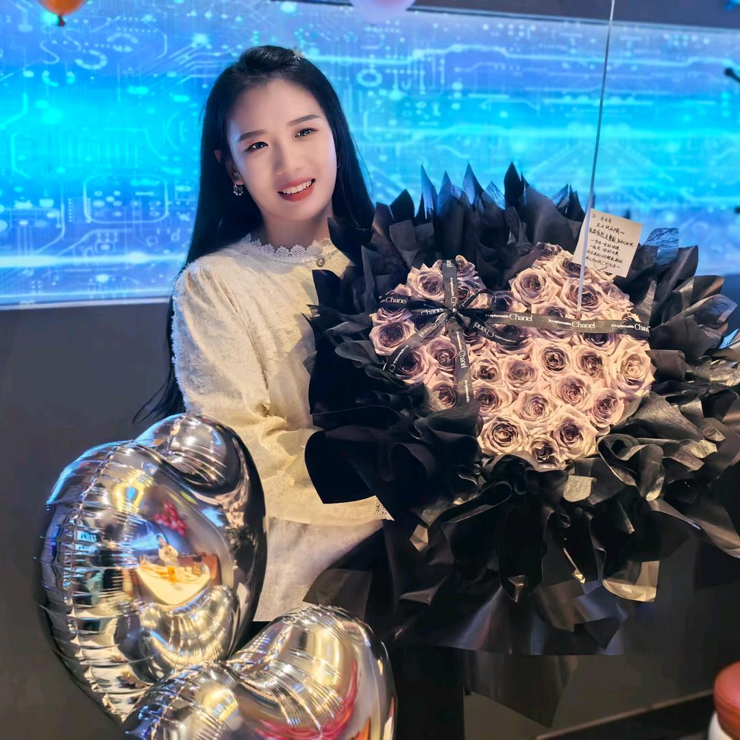 ☀️                 F