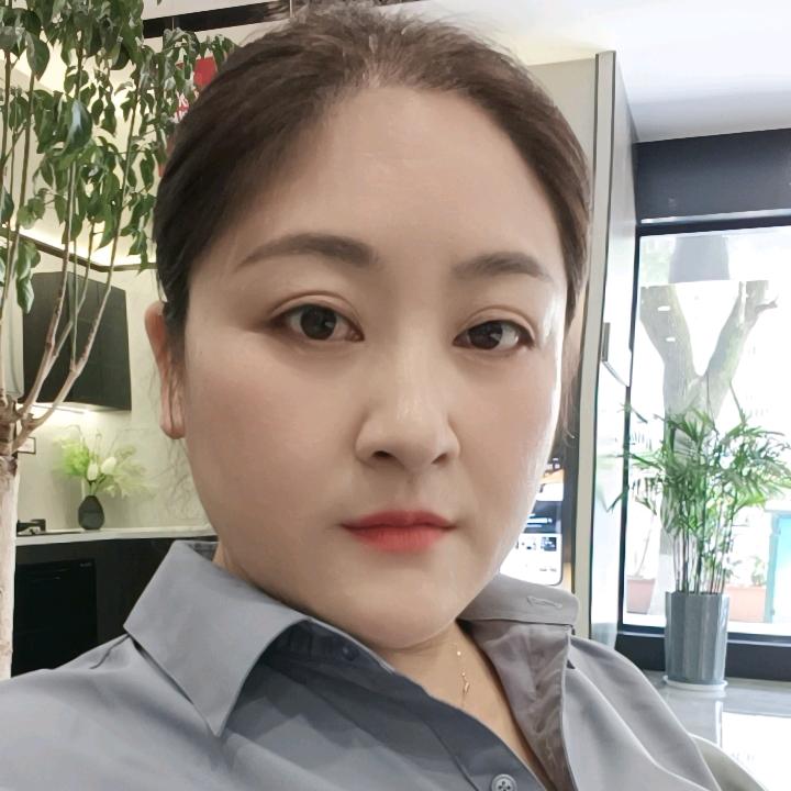 方太高端厨电-苗苗