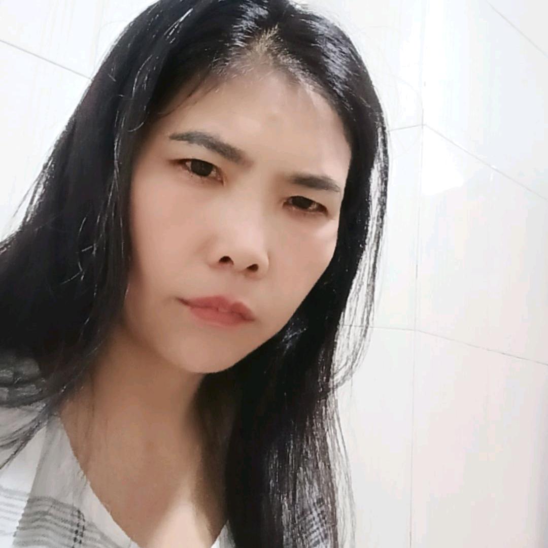 我要开心快乐每一天😀😀