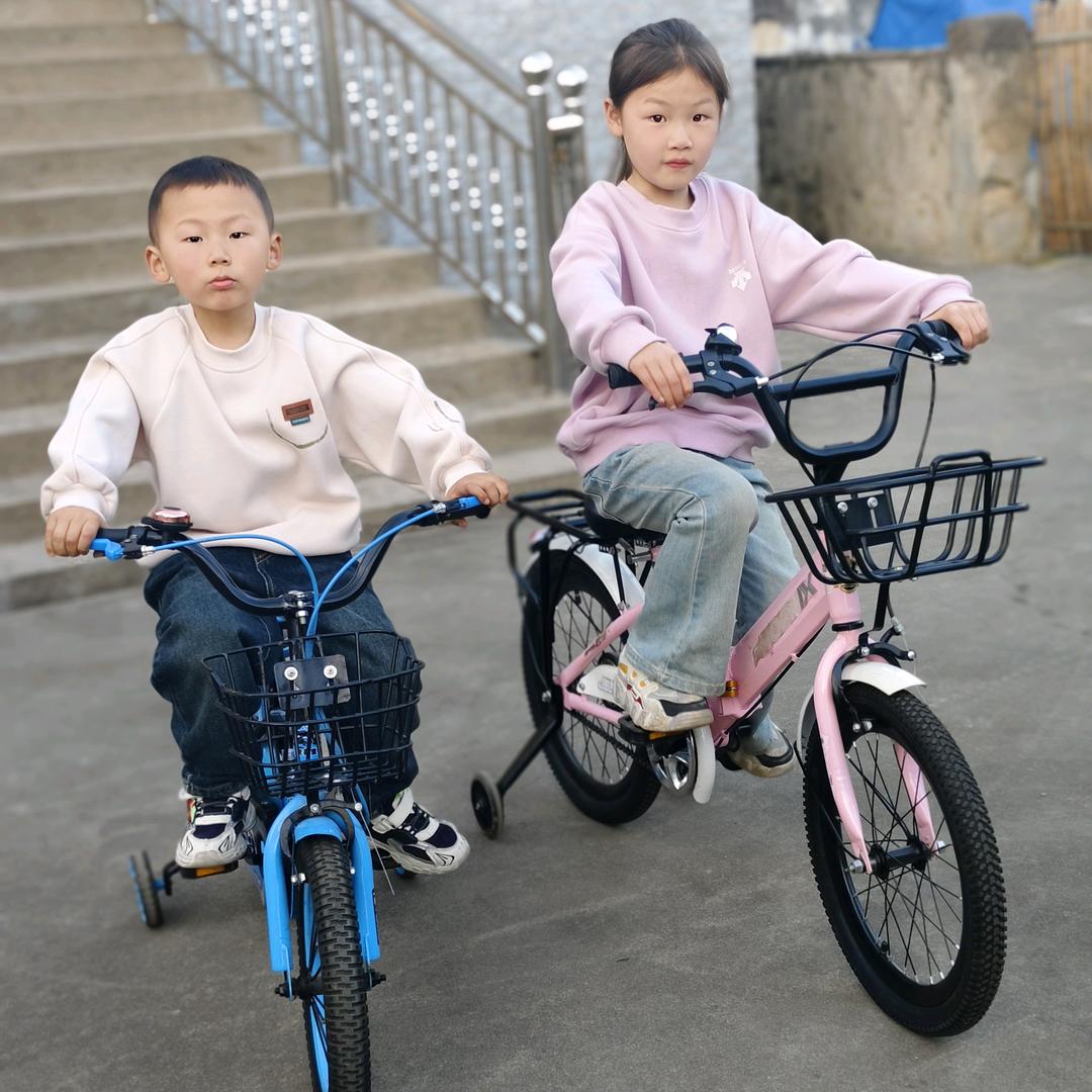 小太阳🌞👨‍👩‍👧‍👦