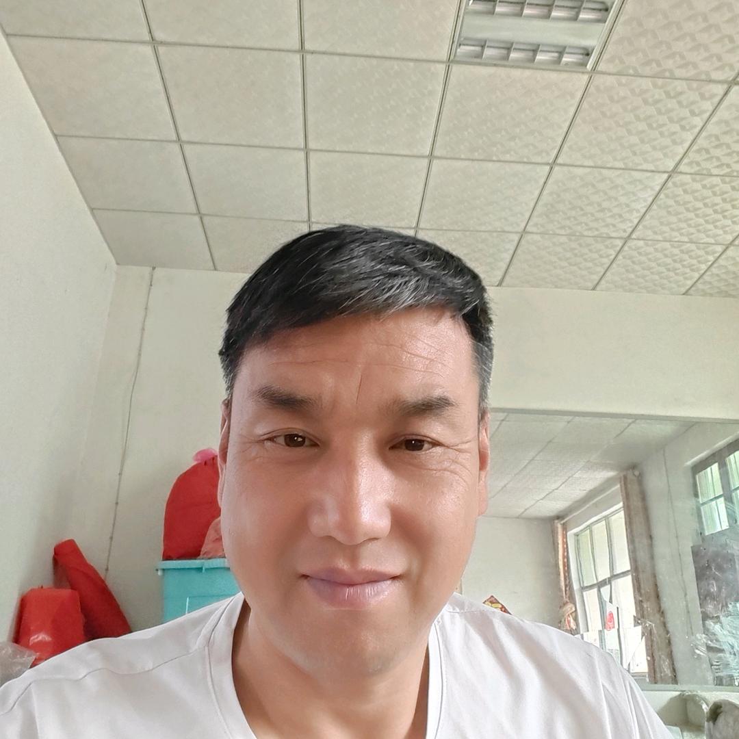 立哥爱唱歌