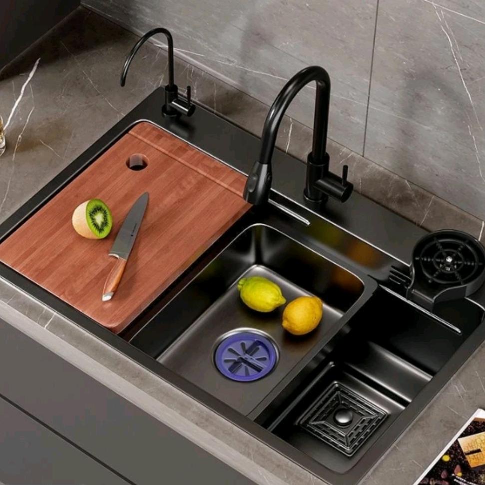 至臻厨卫工厂店