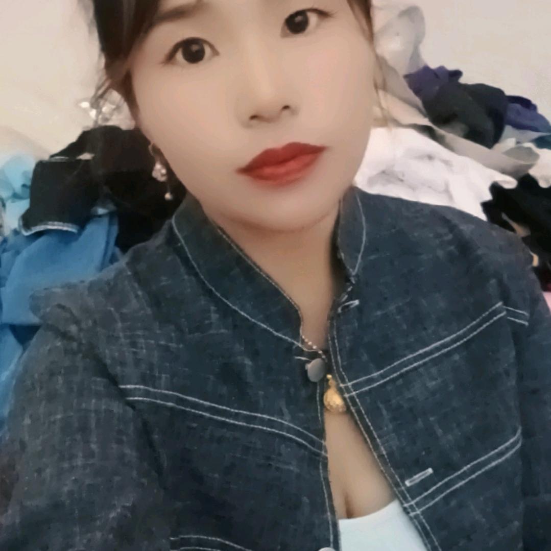 张平。