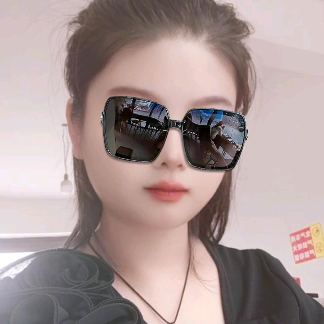 龙艳服装