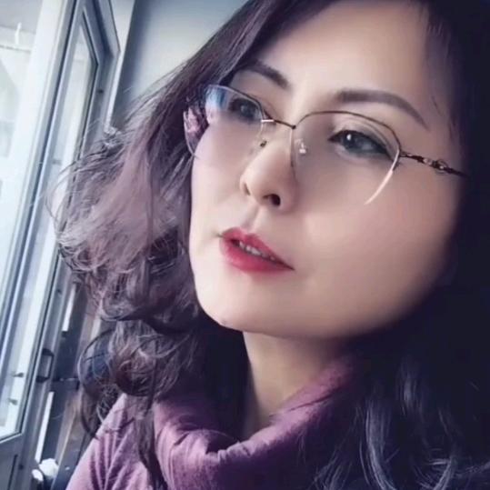 思杨