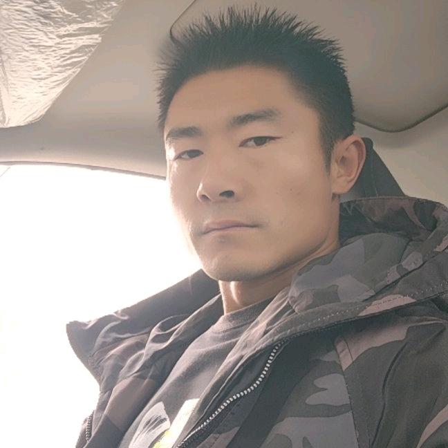 守一段情念一个人，择一城终老，遇一人白头