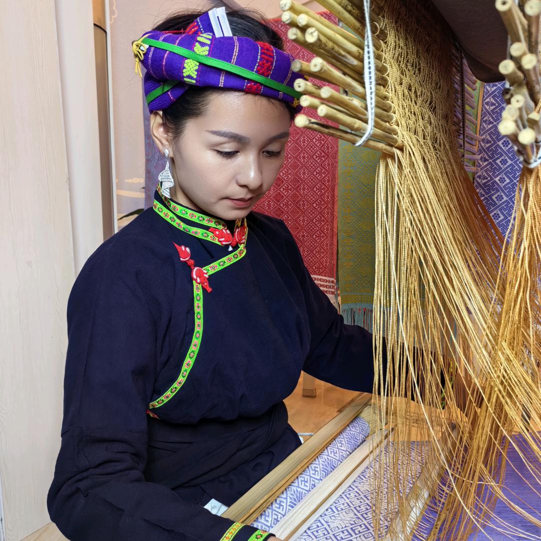 90后宝妈织壮锦（已开橱窗）