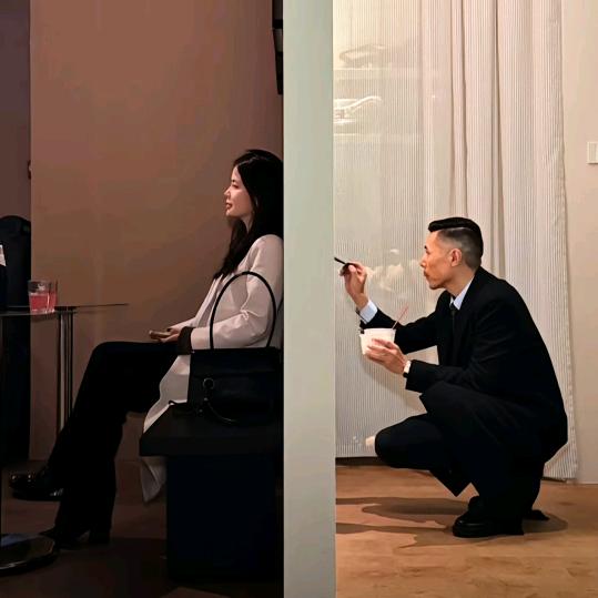 一拳打哭萌妹子