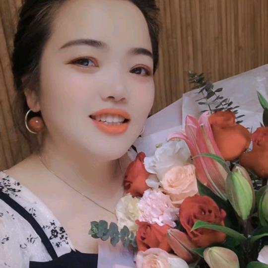镇雄高铁站苏杭宾馆