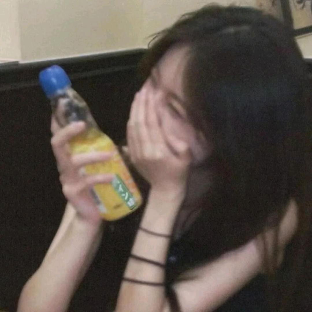 ˃ʍ˂