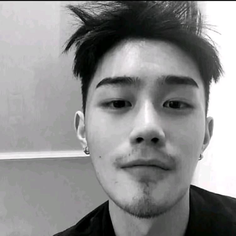 和平精英龙公子