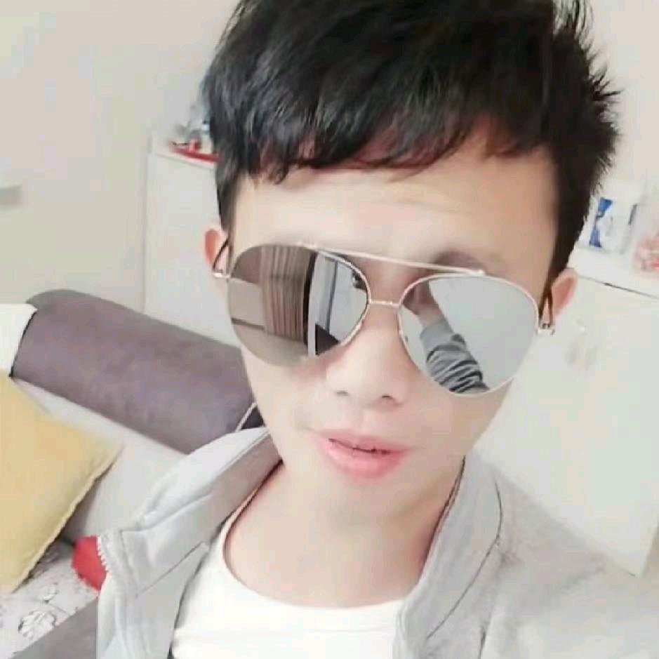 成小刚