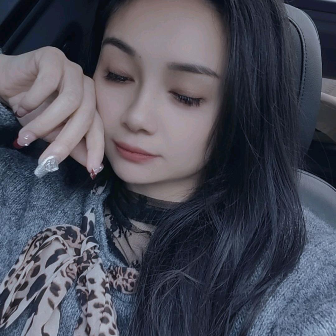请叫我小郑哦