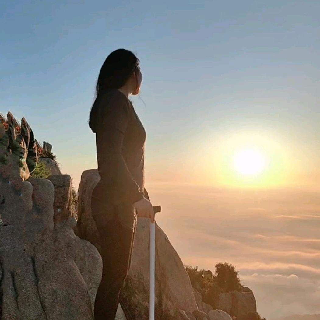 浅笑对云舒☀