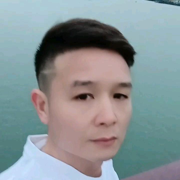 铅山凯哥❤️(拒绝连赞)