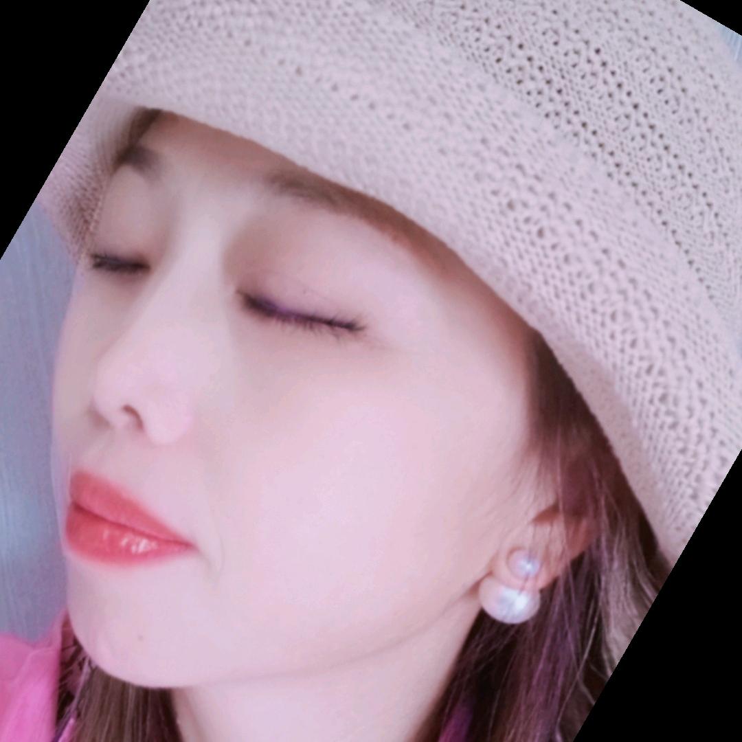 炫丽梅(爱唱歌❤️爰生活)