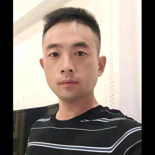 🇨🇳雪域雄鹰🦅