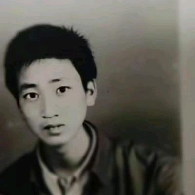 李大彬