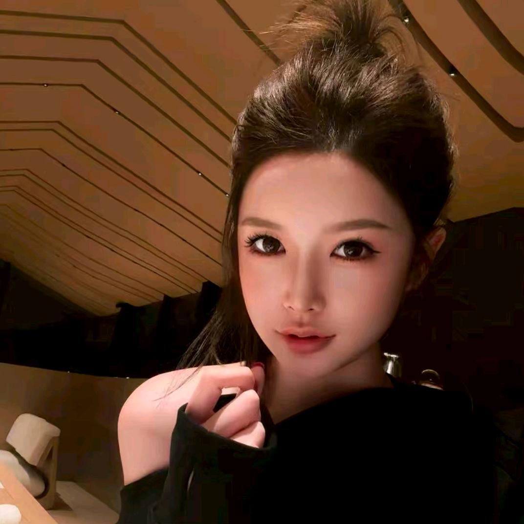 赵婉诺（爆款穿搭）