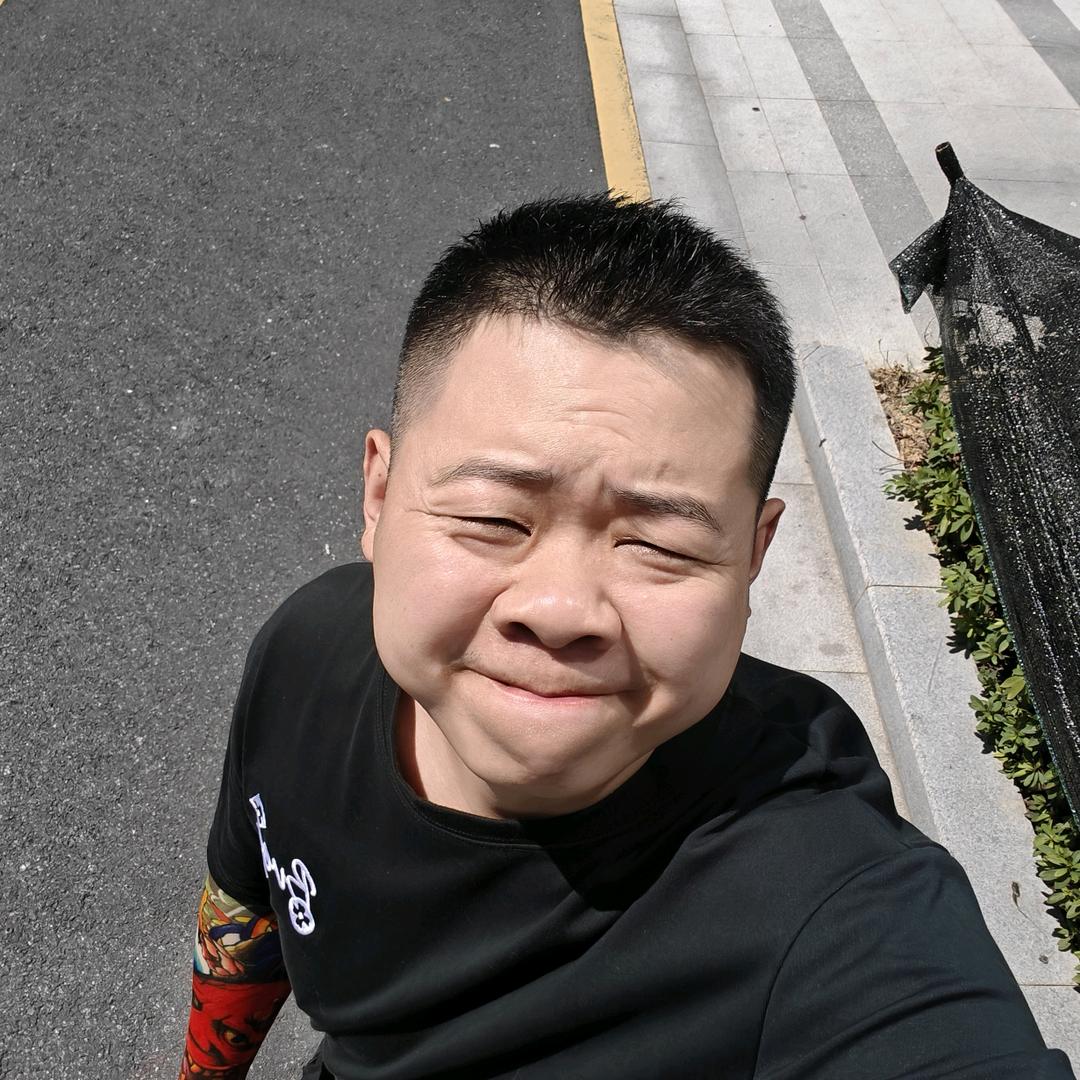 刘亚亚