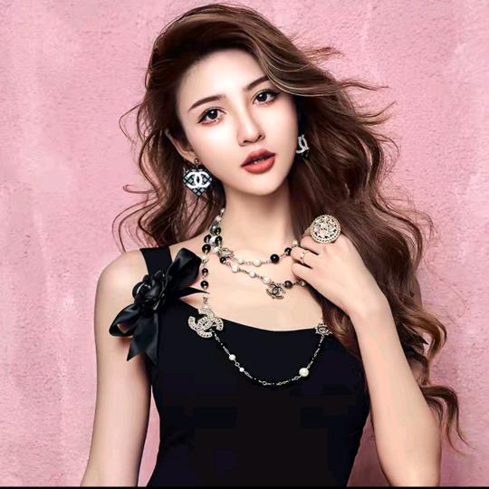 丫头baby(穿搭分享号)