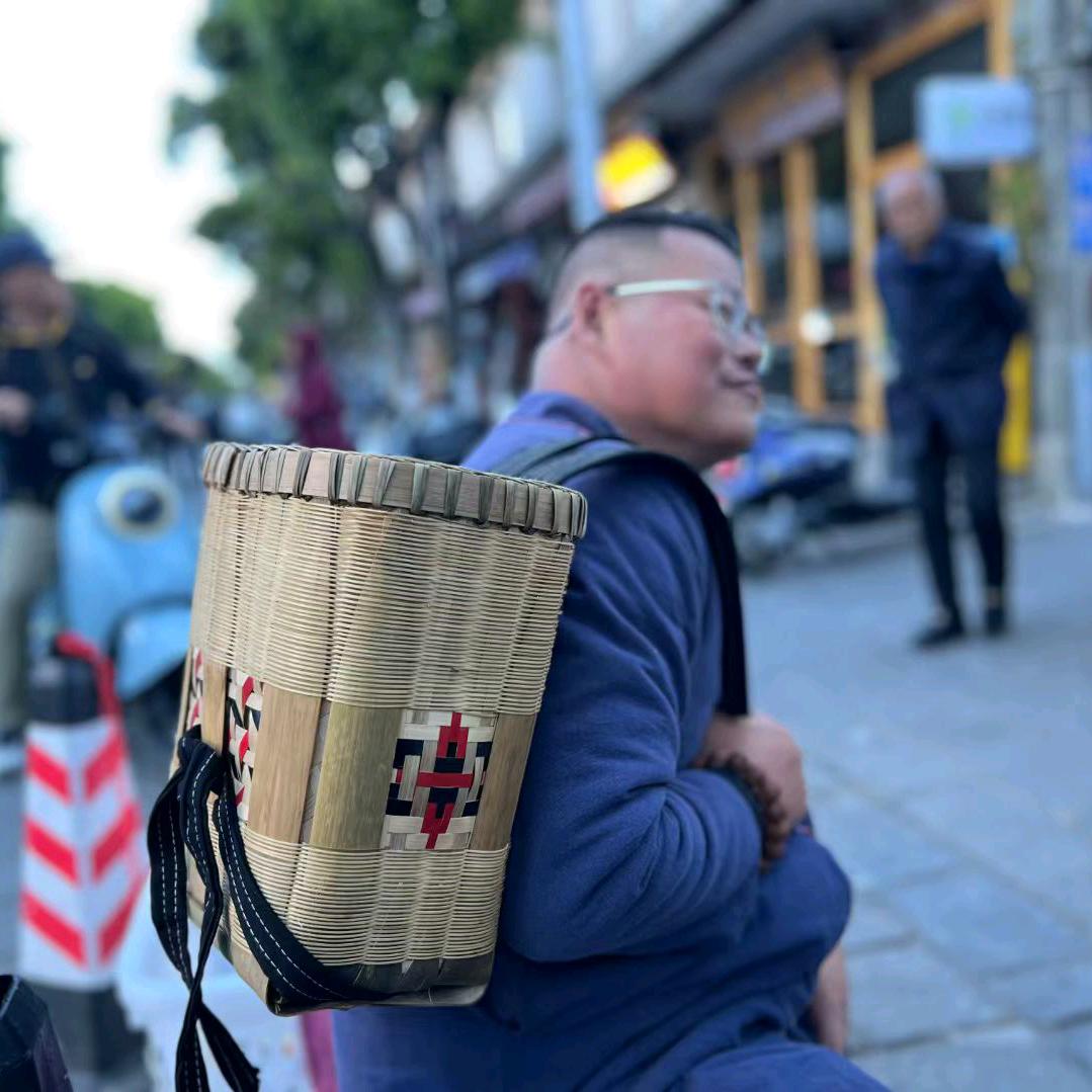 大理老许（城市马蹄）