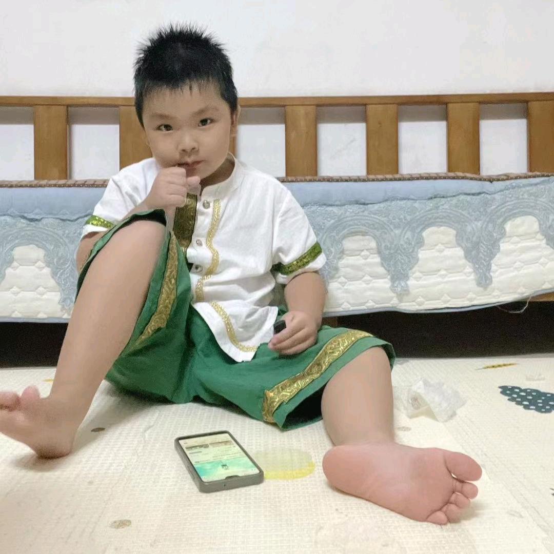 我是小小童姜博士