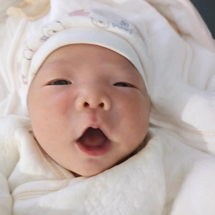 小宝贝我爱你哦轩轩