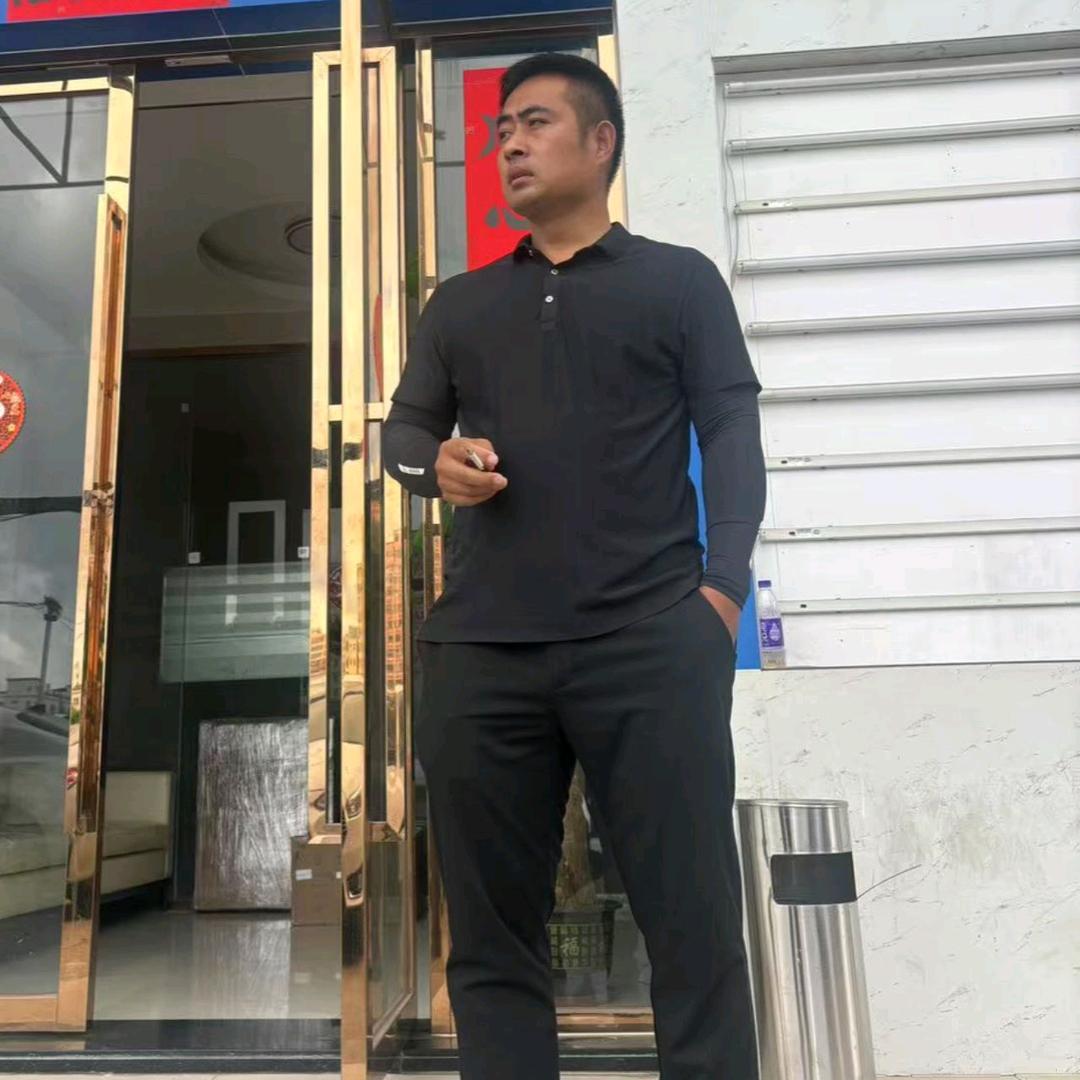 眼哥—自然健身爱好者