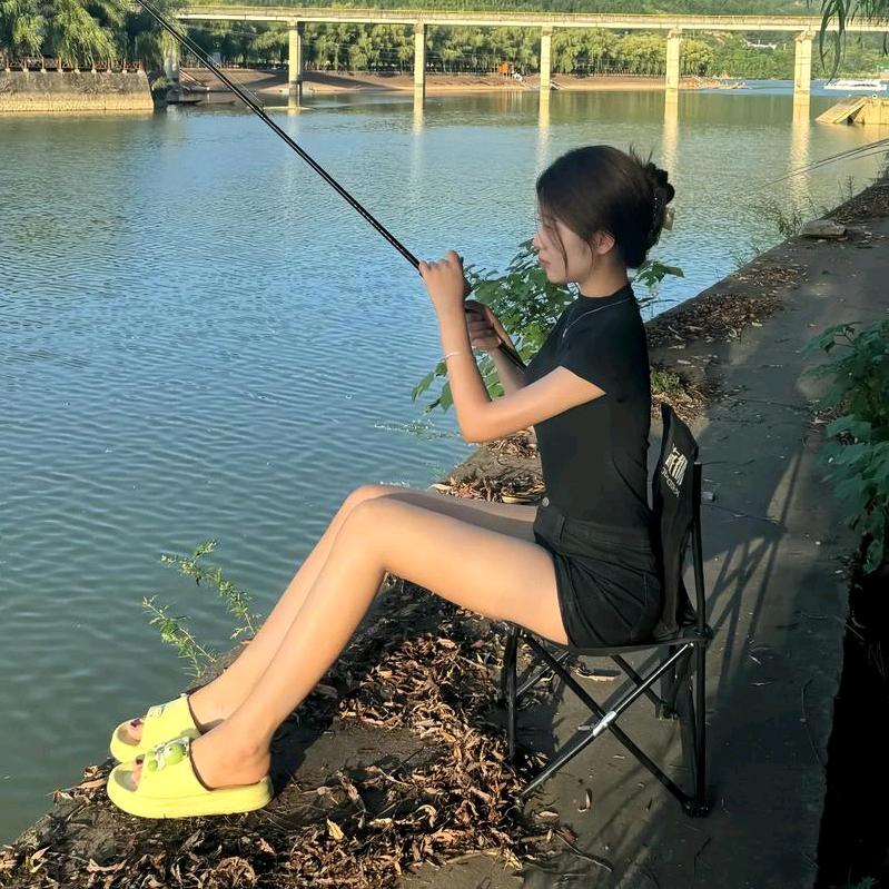 林幺妹钓鱼日记