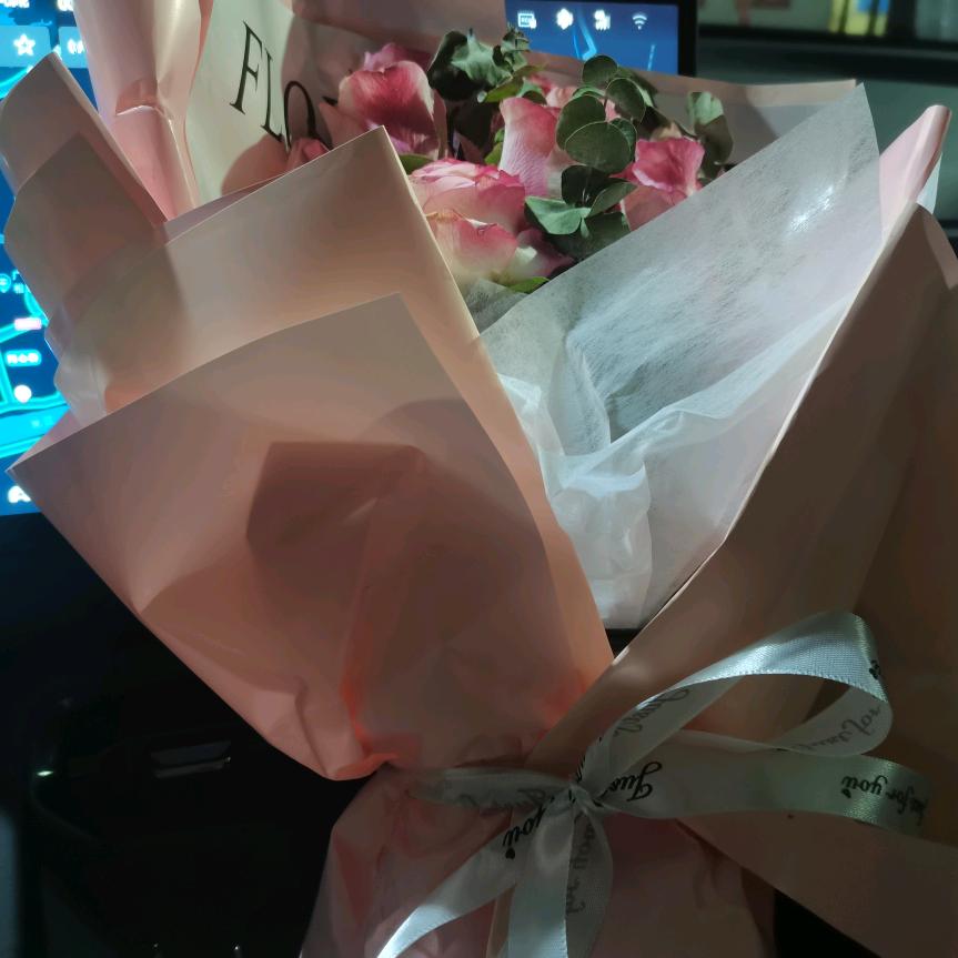 我是婷婷。