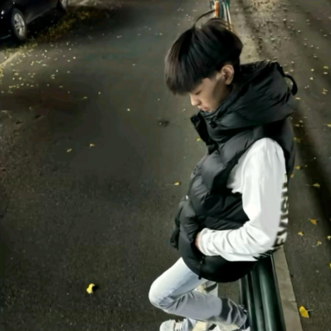 一世紀的雪.头像