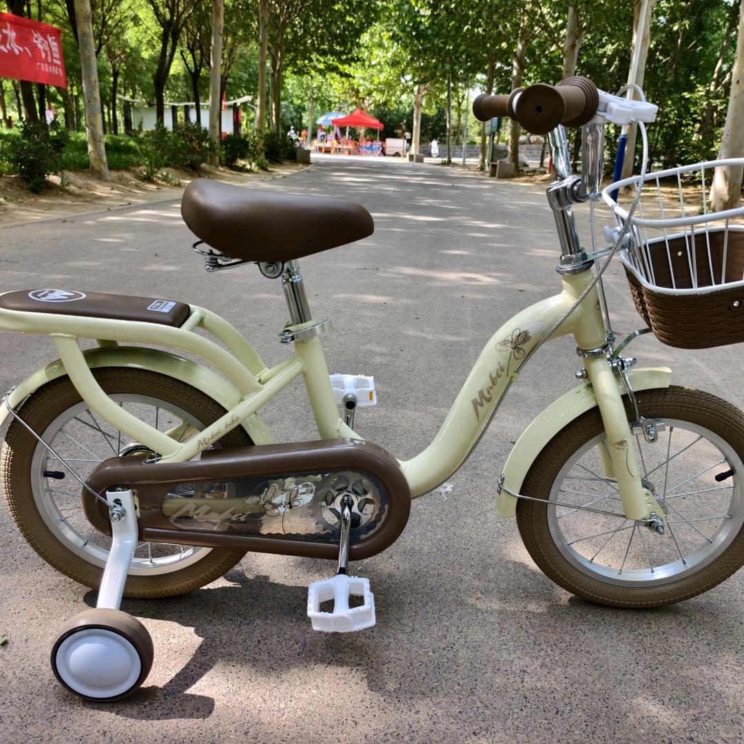 萌纳贝童车