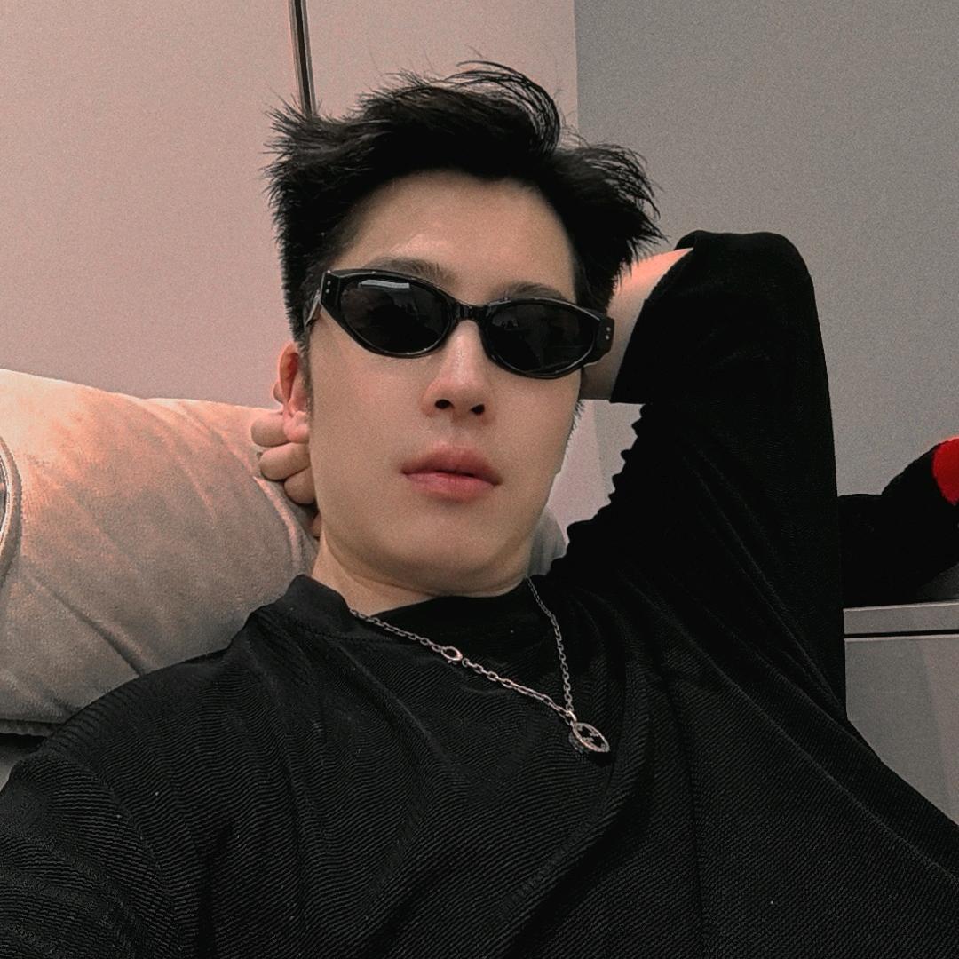 慕名而来 津铭烫发