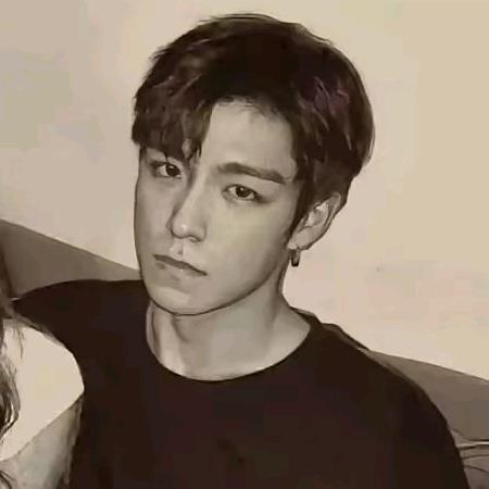 微风吹过红玫瑰