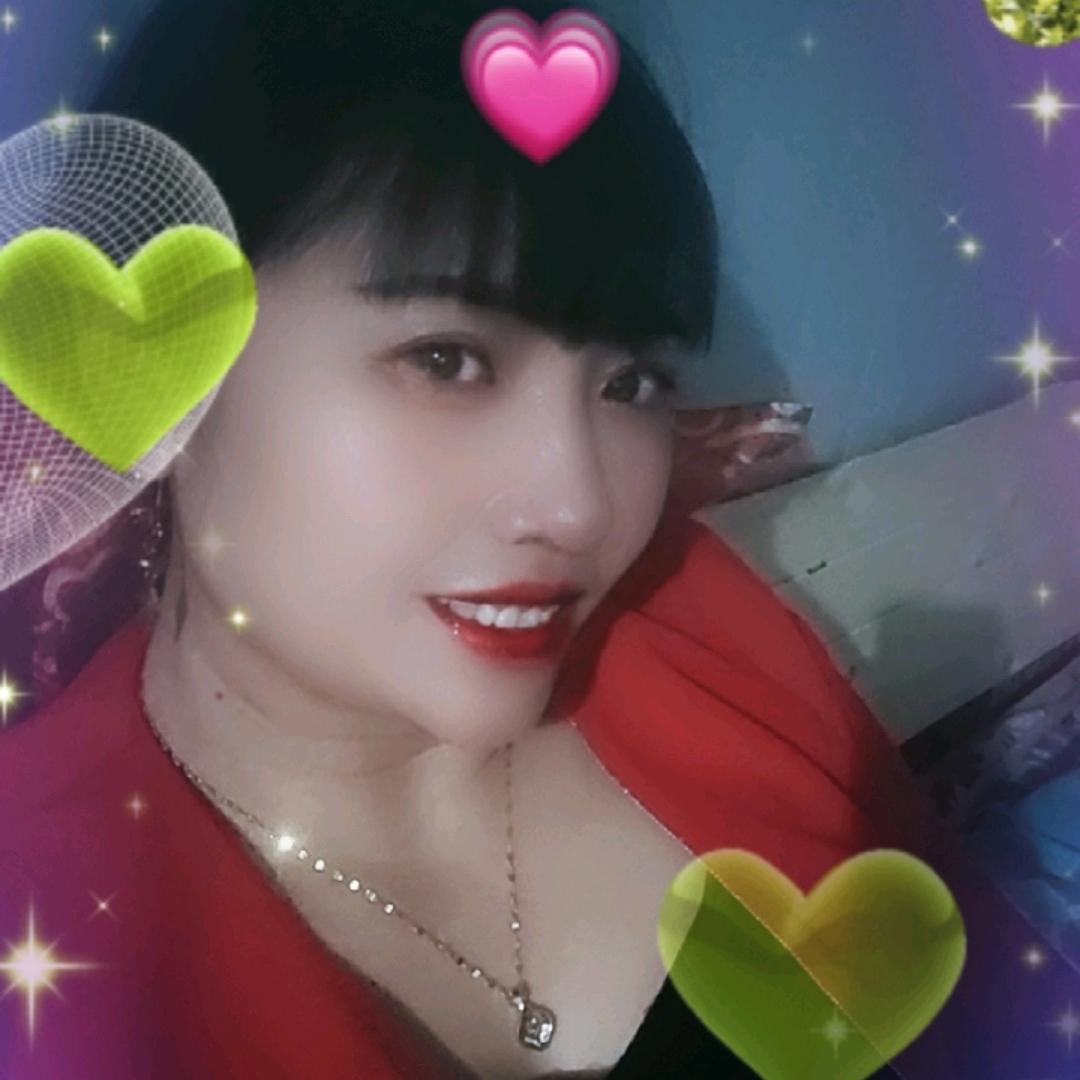 周菲