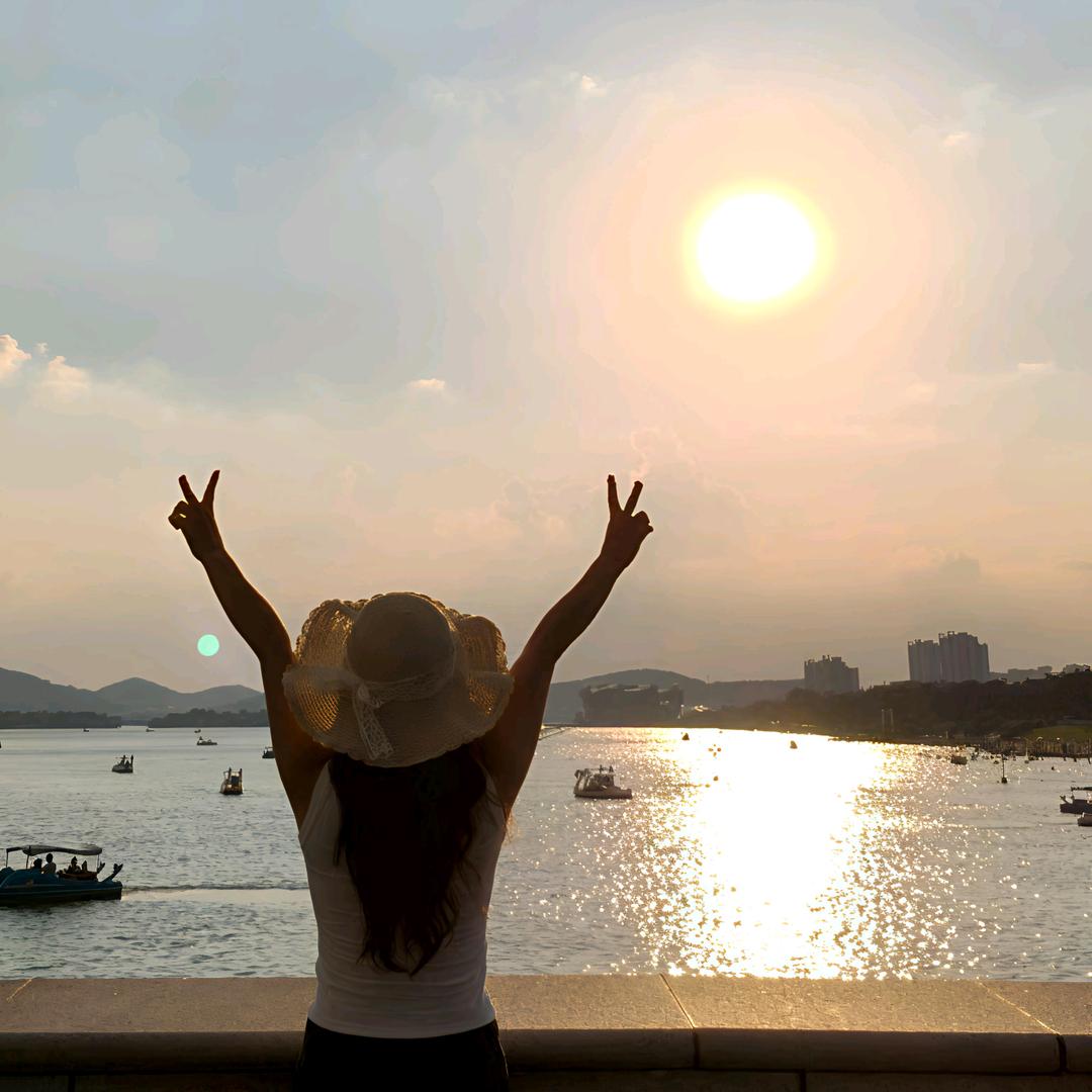 ƪ(˘⌣˘)ʃ😊😊