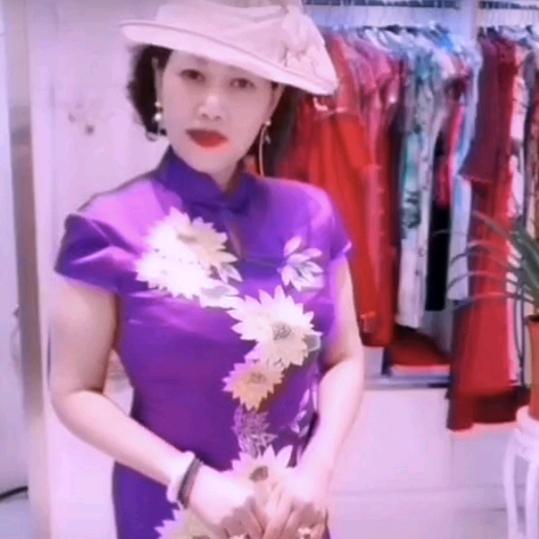 红贵人旗袍定制