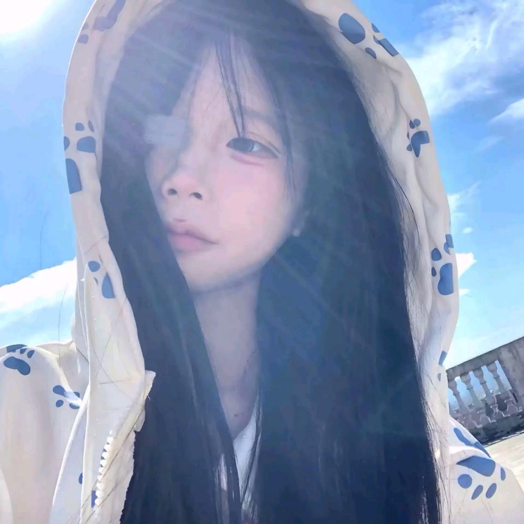 ⚜️^小忧郁⚜️（冷刃）头像