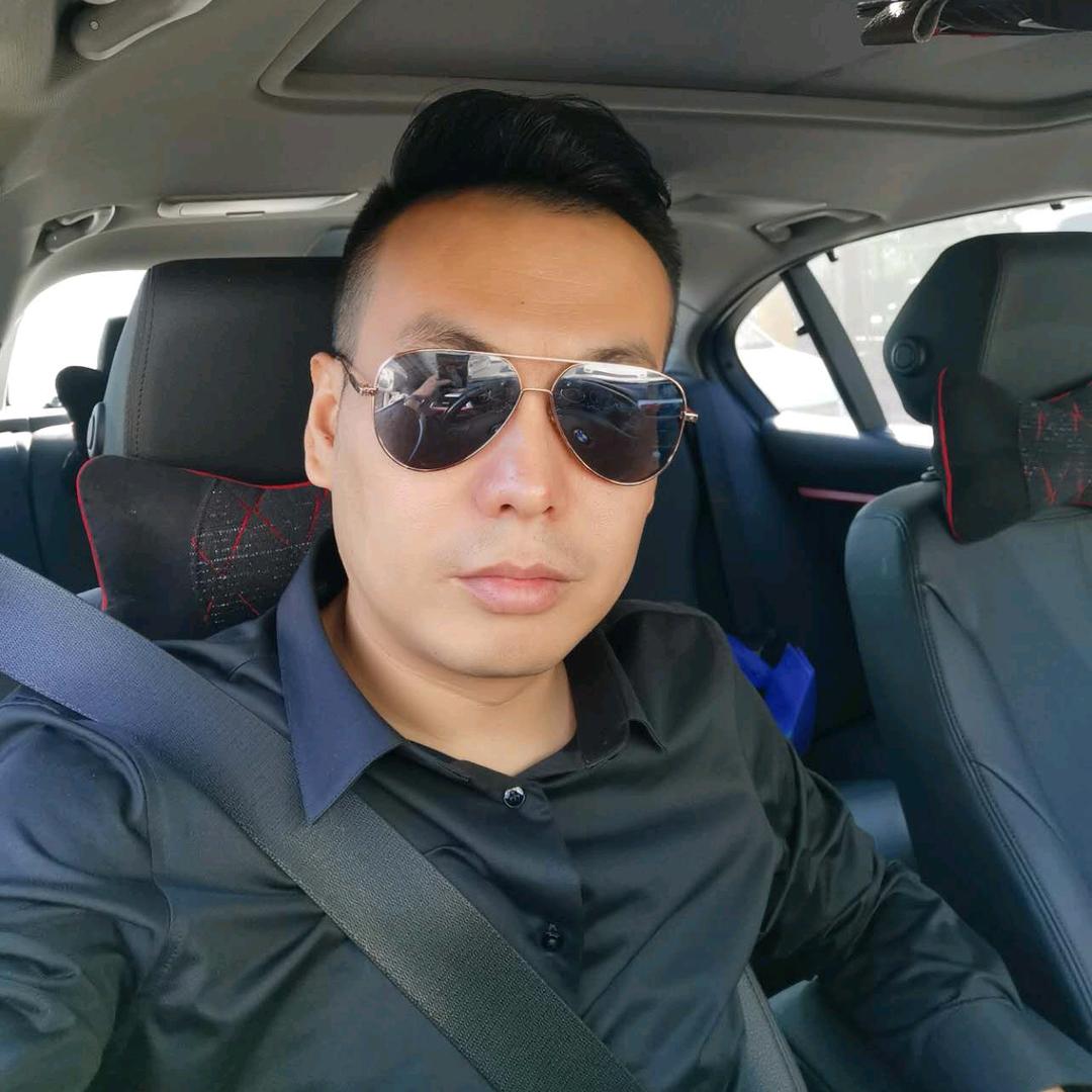 最爱拌面的高高🐻