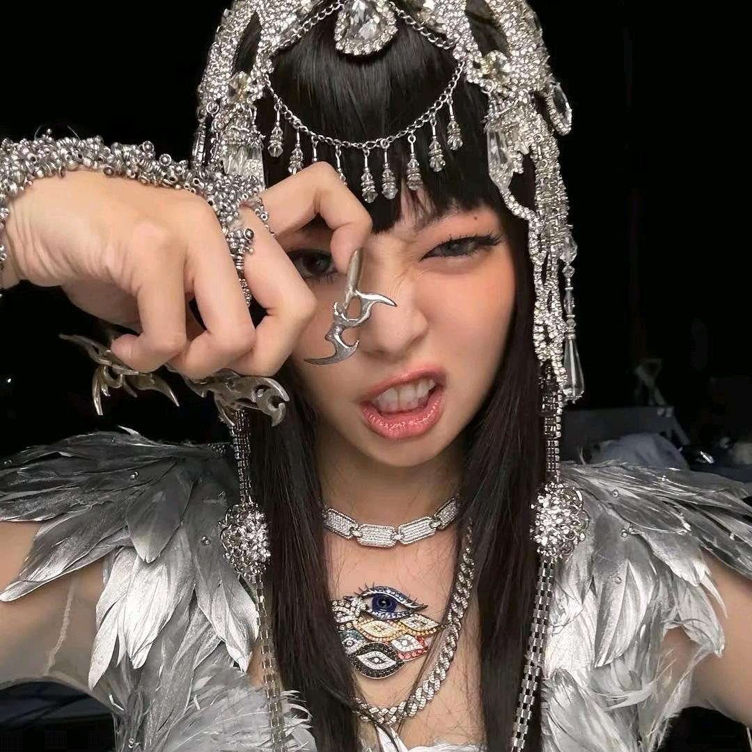 Cn.陈小雨（毛娘接单）