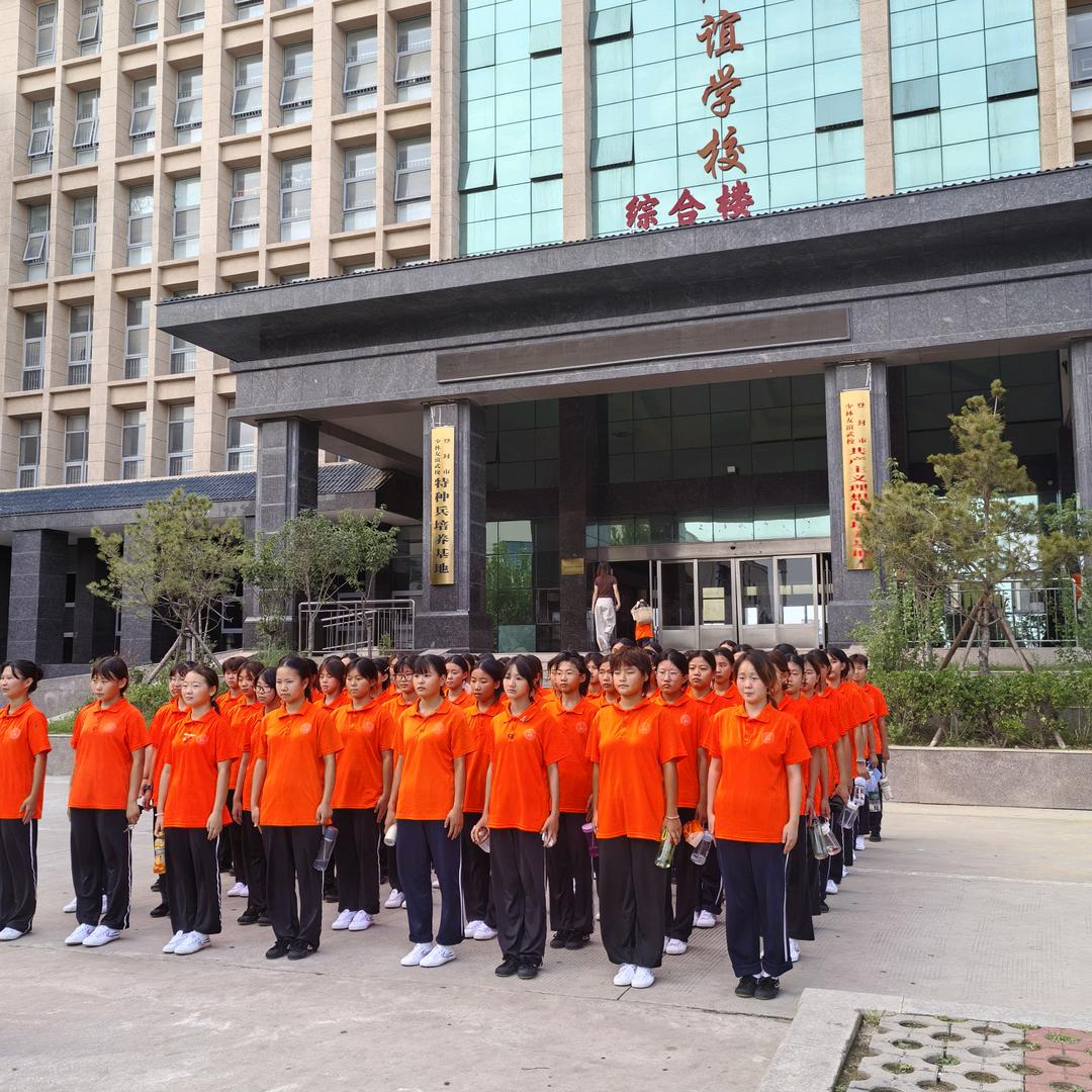 少林友谊文武学校 鄧主任