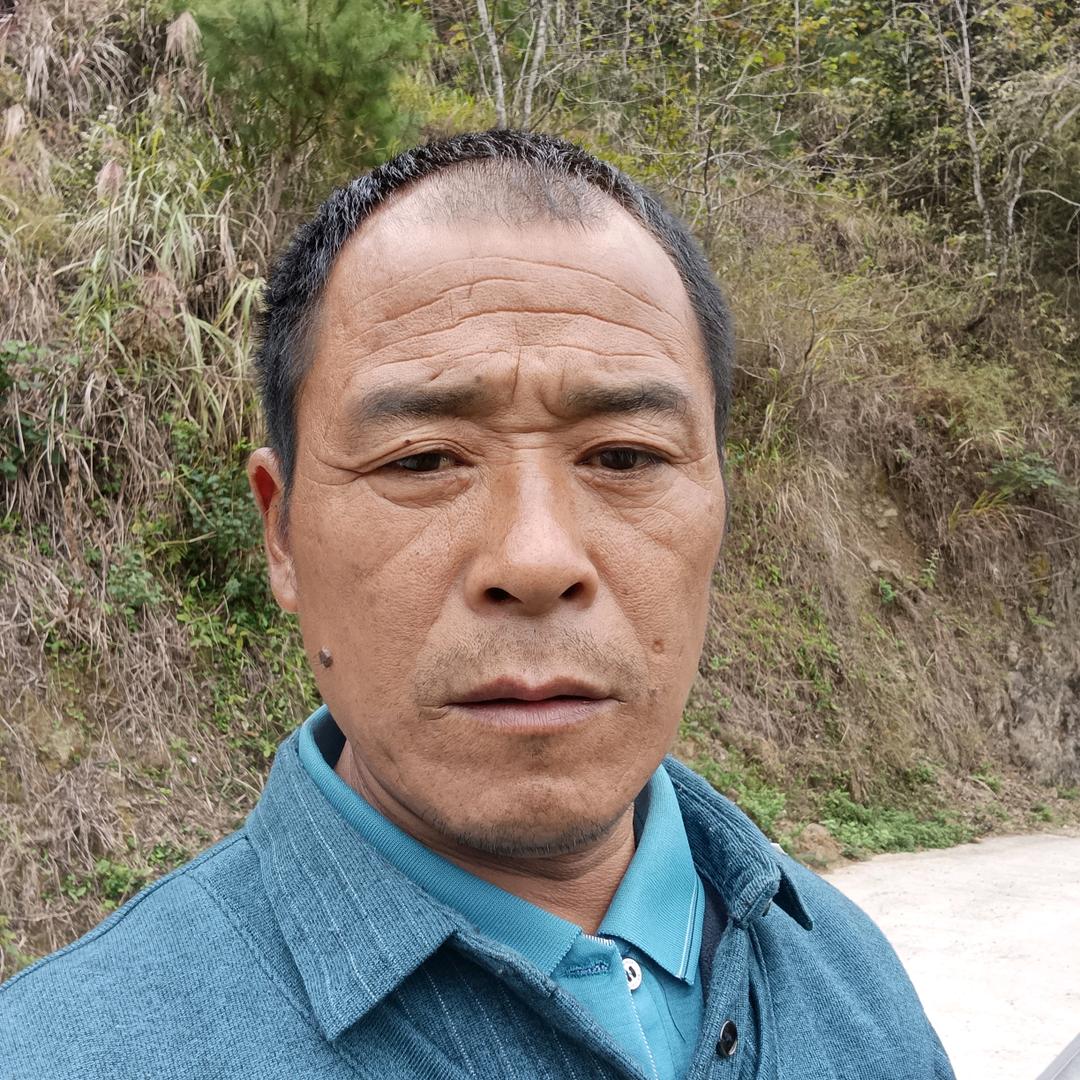 三个孩子的爸爸